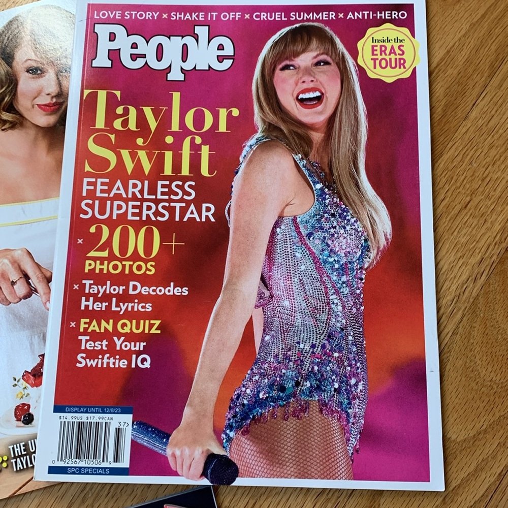 ♥️ Taylor Swift Magazine Collection - Picture 3 of 12